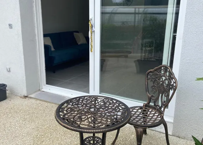 Les Oiseaux Lägenhet